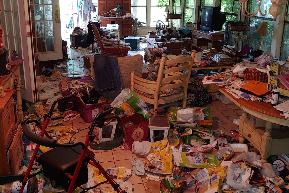 hoarder cleanup